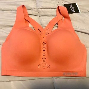 Brand New Victoria Secret Sports Bra